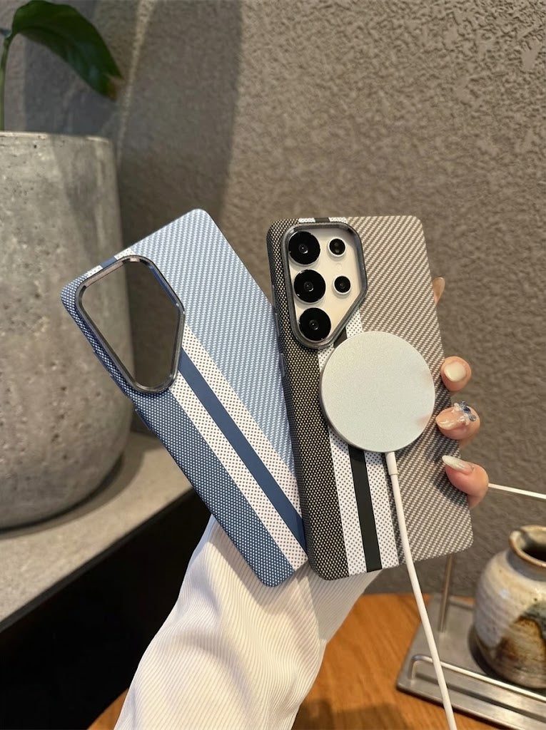 Magnetic Carbon Texture Case for Samsung